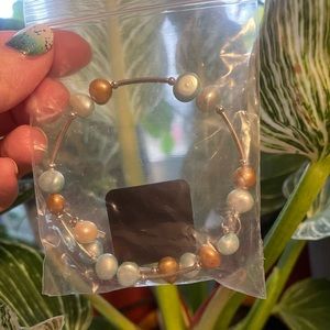 Vantel pearls wrap..